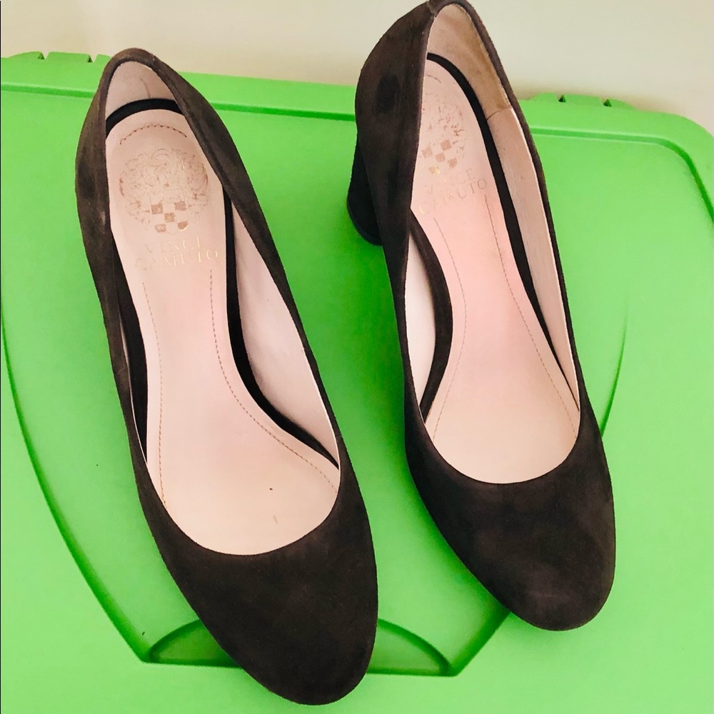 Vince Camuto 8 M heels pumps